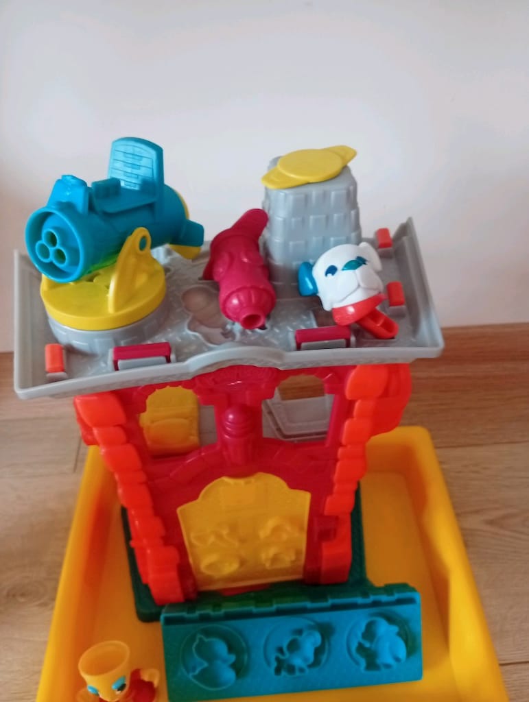 2 oyuncak bir arada play dohg - 4