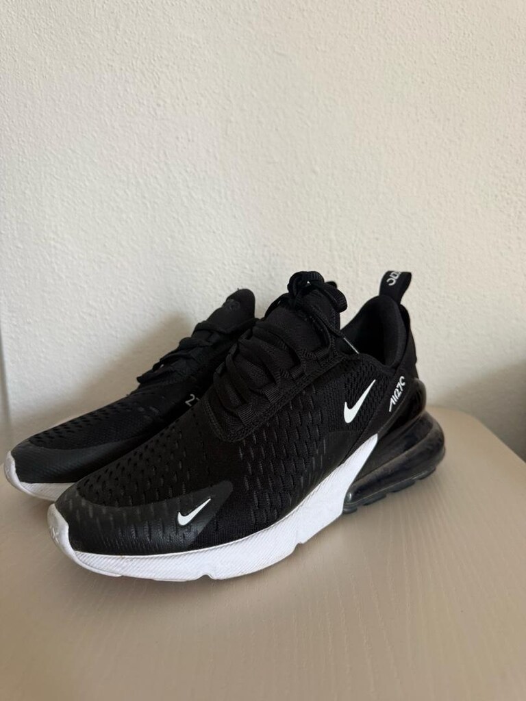 NIKE Air Max 270 unisex - 2