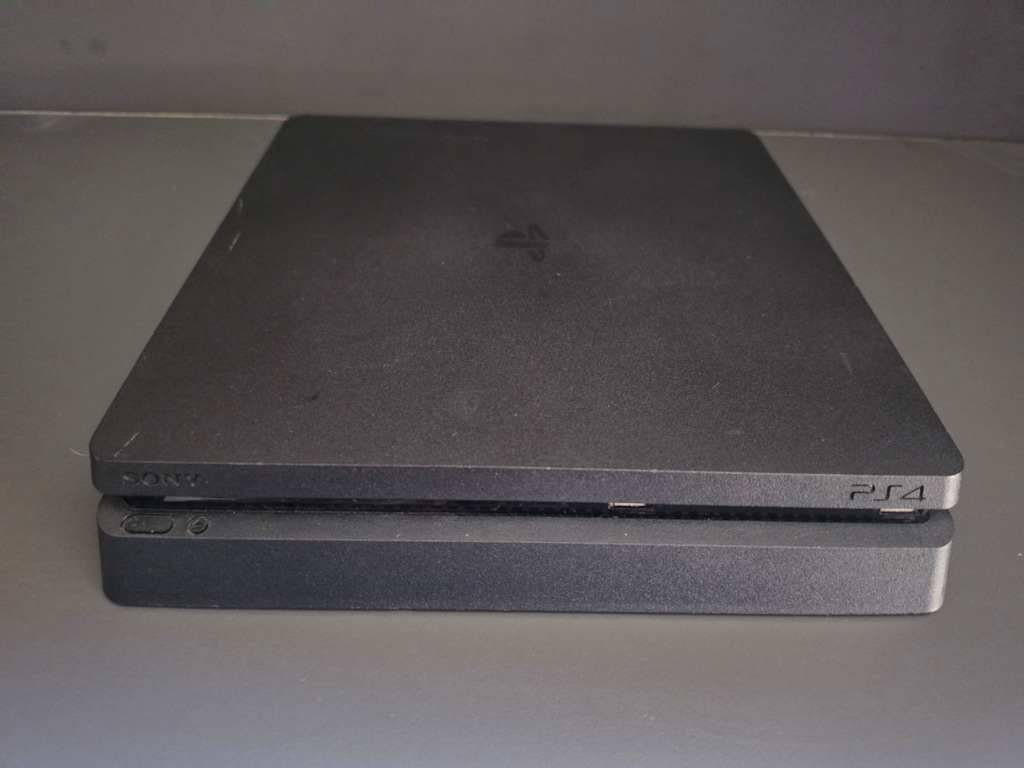 Sorunsuz PS4 Slim 500GB + 2 Orjinal Dualshock - 2