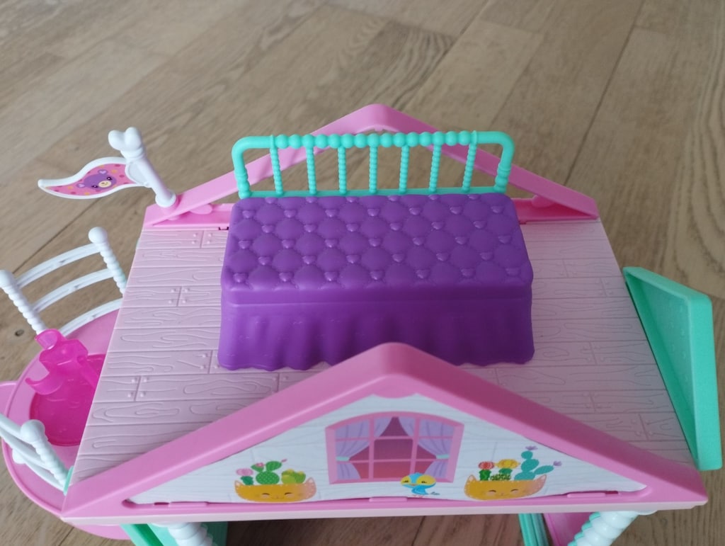 Barbie Chelsea'nin İki Katlı Evi - 5