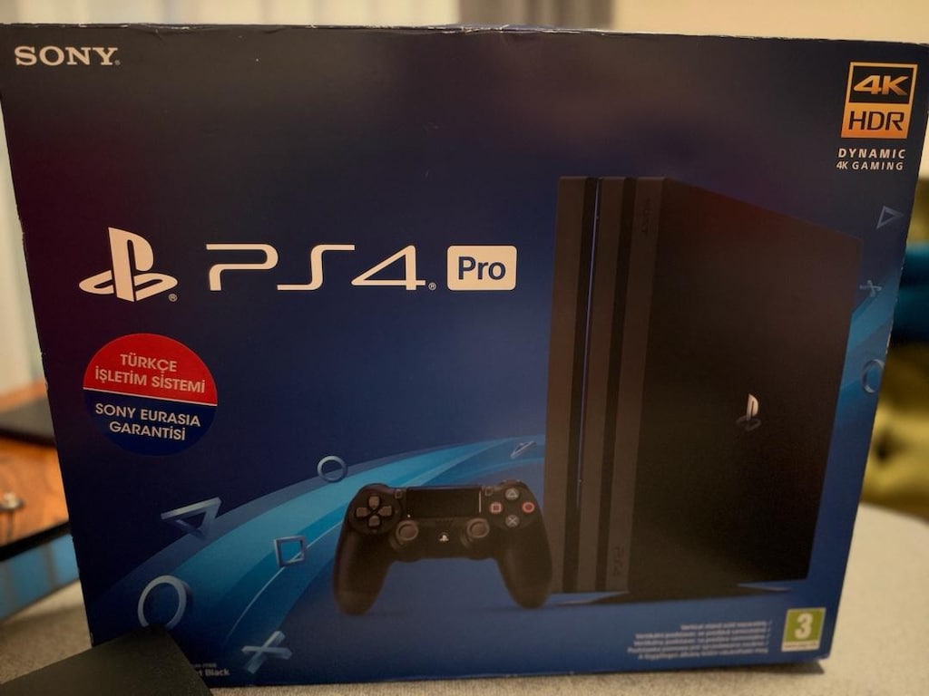 SONY PS4 PRO 1TB - 7