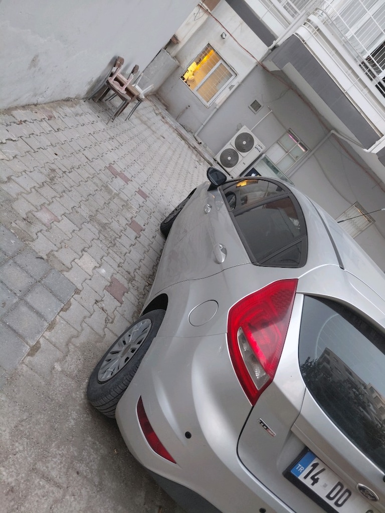 ford fiesta 2011 model - 5