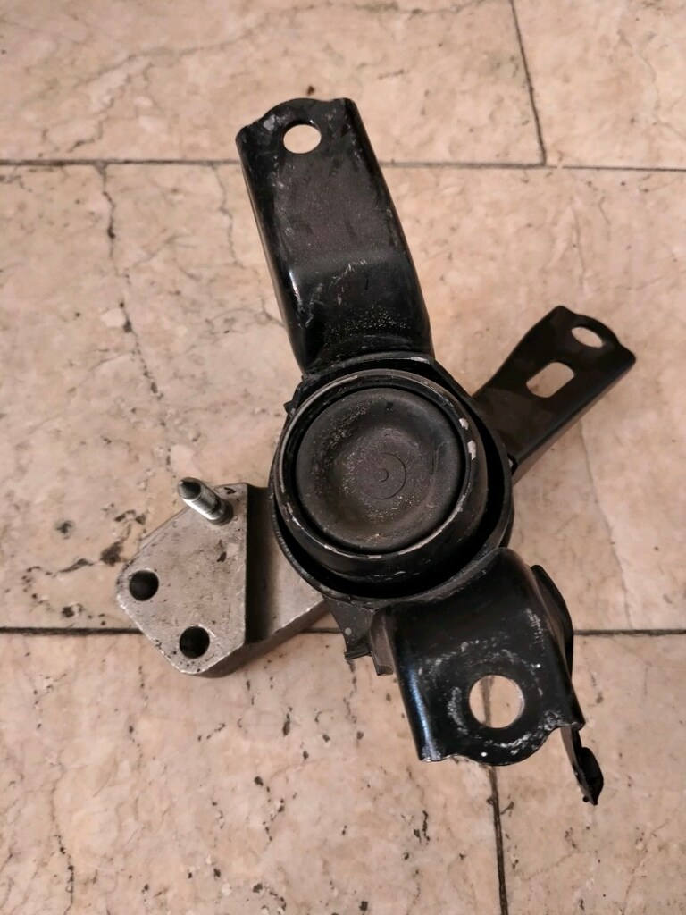 2009 Toyota Corolla sağ ön motor kulağı - 4