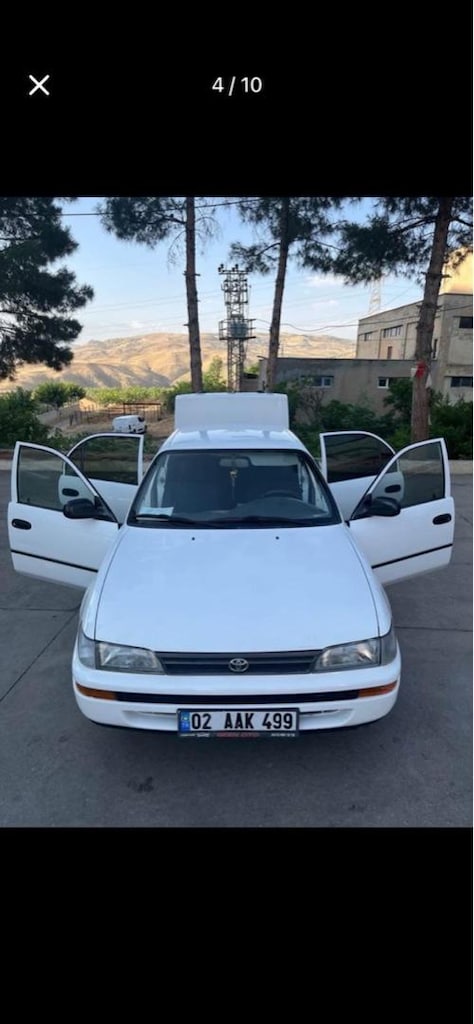 Beyaz Toyota Corolla - 5