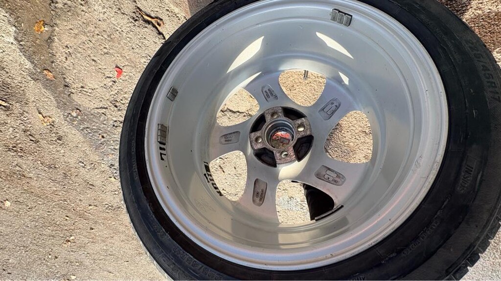 porsche jant 17 inç sıfır sayılır lastikleri iyi - 2