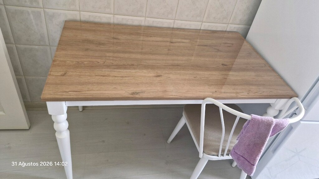 Mutfak masası ve 4 adet sandalye - 6
