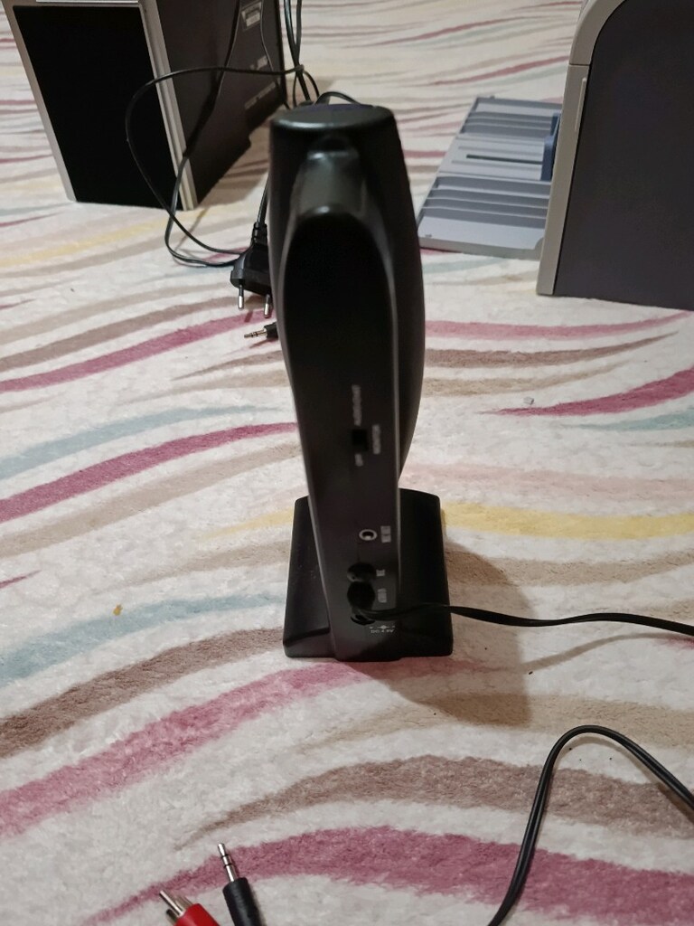 Şık Tasarım Kule Tipi Hoparlör / AUX Girişli - 4