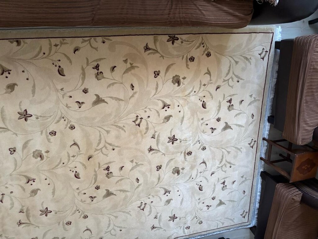 Koyunlu 6 m2 yün halı - 3