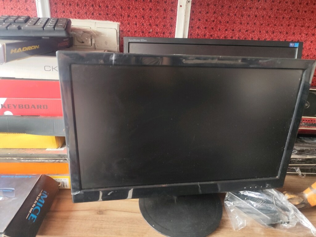 19 inç monitör led - 2