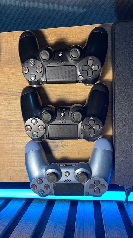 Playstayion 4 Slim - 19