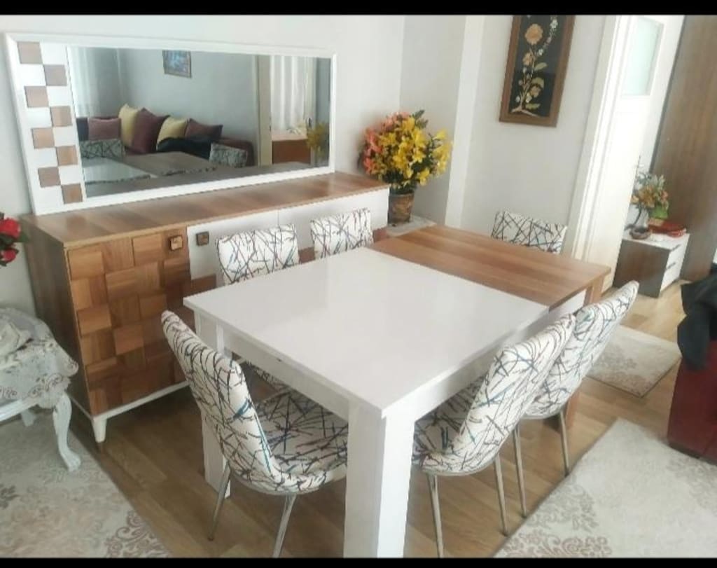 Ceviz Beyaz Gizli Bölmeli Açılır Kapanır Yemek Takımı 6 Sandalye - 2