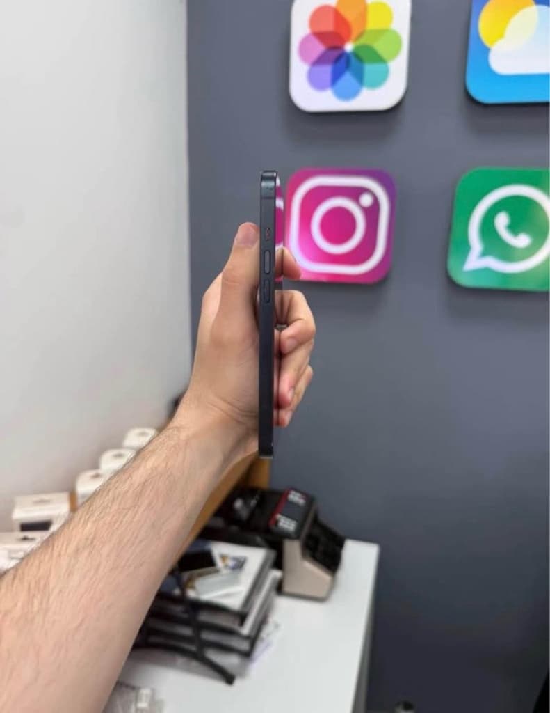 İphone 13 128 Gb Siyah Renk - 3