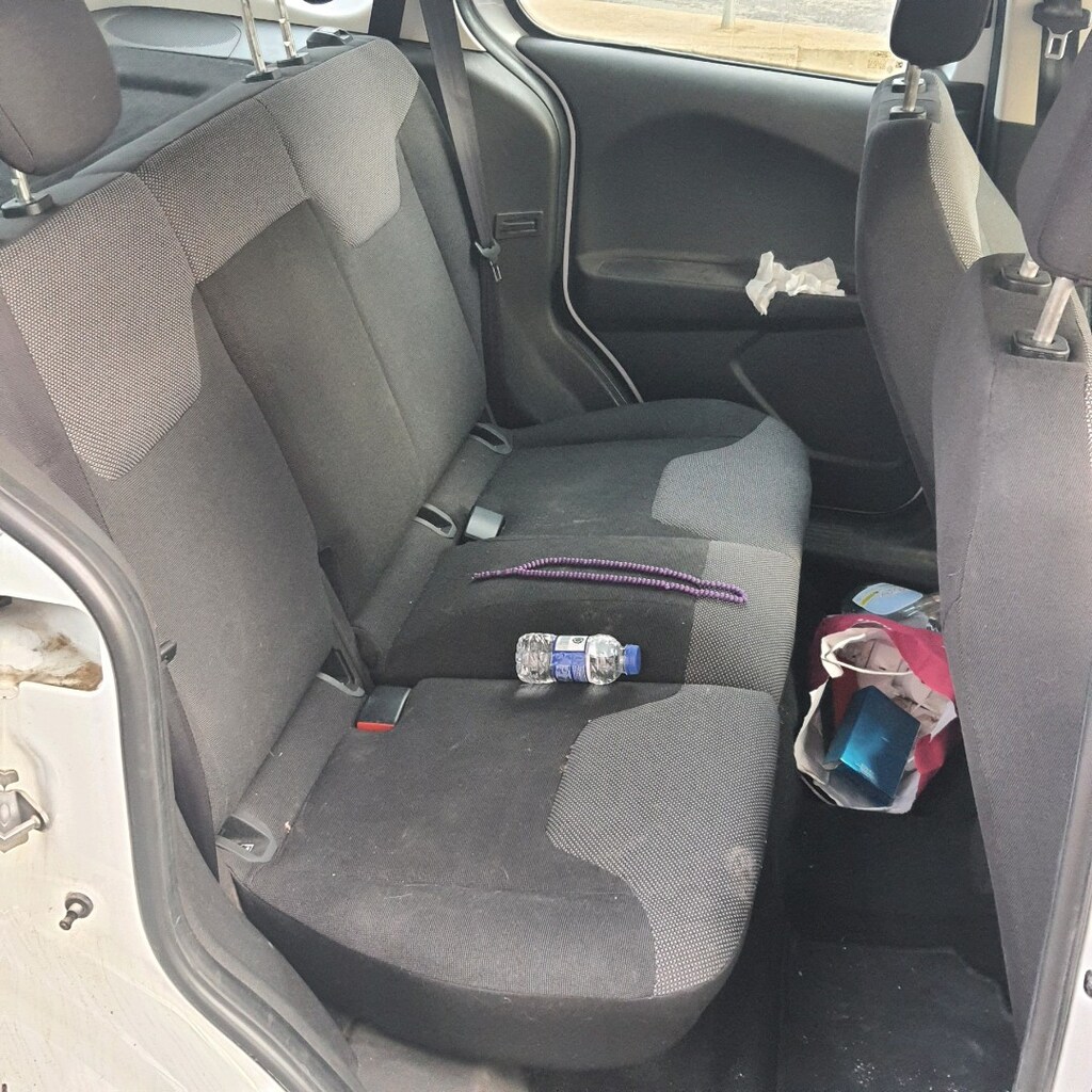 67500 km ford courier trend - 7