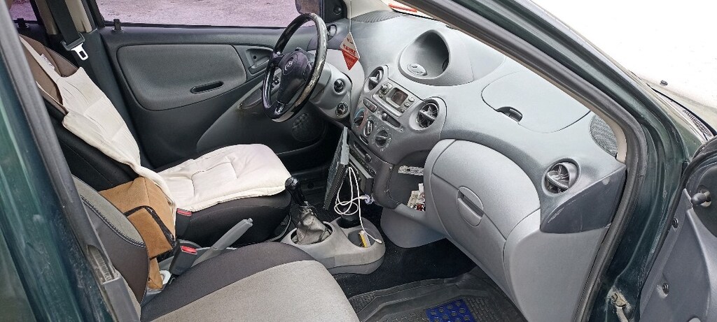 2000 Toyota Yaris 1.3 Sol - Benzin/LPG - 6
