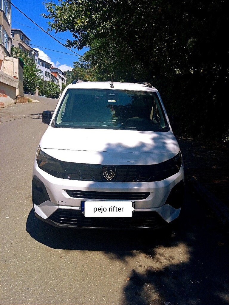 satılık 2025. 8000.km pejo rifter allure paket - 9