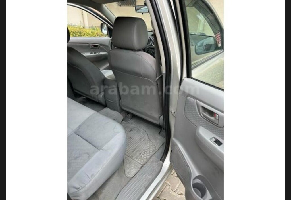 Toyota Hilux 2011 4*2 - 6