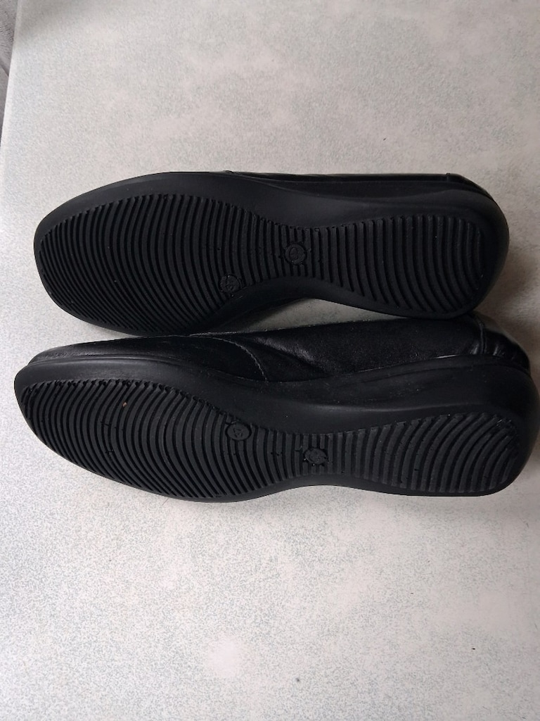 SİYAH DERİ LOAFER AYAKKABI ön kısmında yatay dikiş detayı var - 5