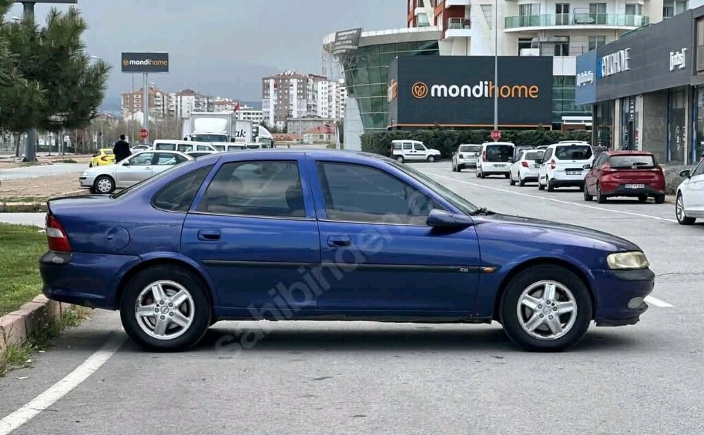 Sahibinden dosta gidecek temizlikte opel vectra - 2