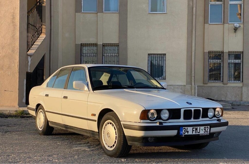 Bmw 5.20i 1991 model otomatik 3.0 motor e34 - 5