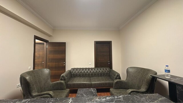 ACİL SATILIK 3 AYLIK OFİS MOBİLYASI