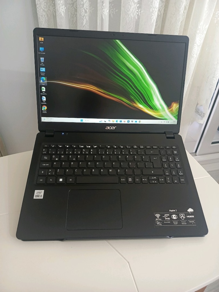 Acer 10.nesil i3 işlemcili 8 GB DDR4 Ram Full HD 256 M2 SSD sıfır gibi - 16