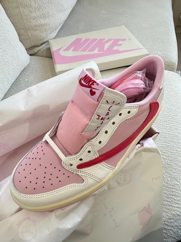 Travis Scott x Nike x Air Jordan Tropical Pink - 5