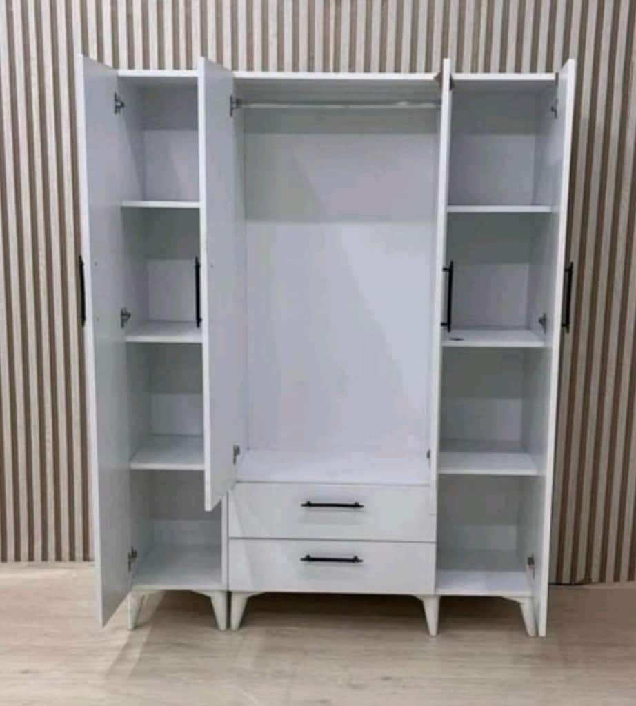 4 kapaklı elbise dolap/50 - 2