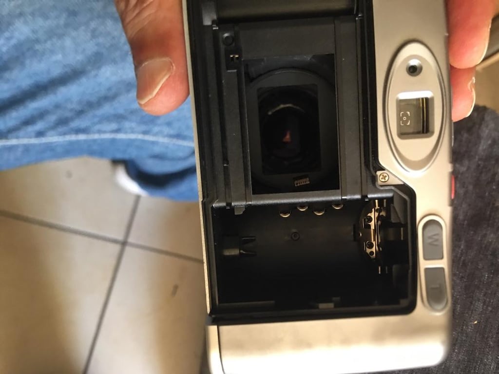 Revue 880 AF Zoom 35mm Fotoğraf Makinesi - 8