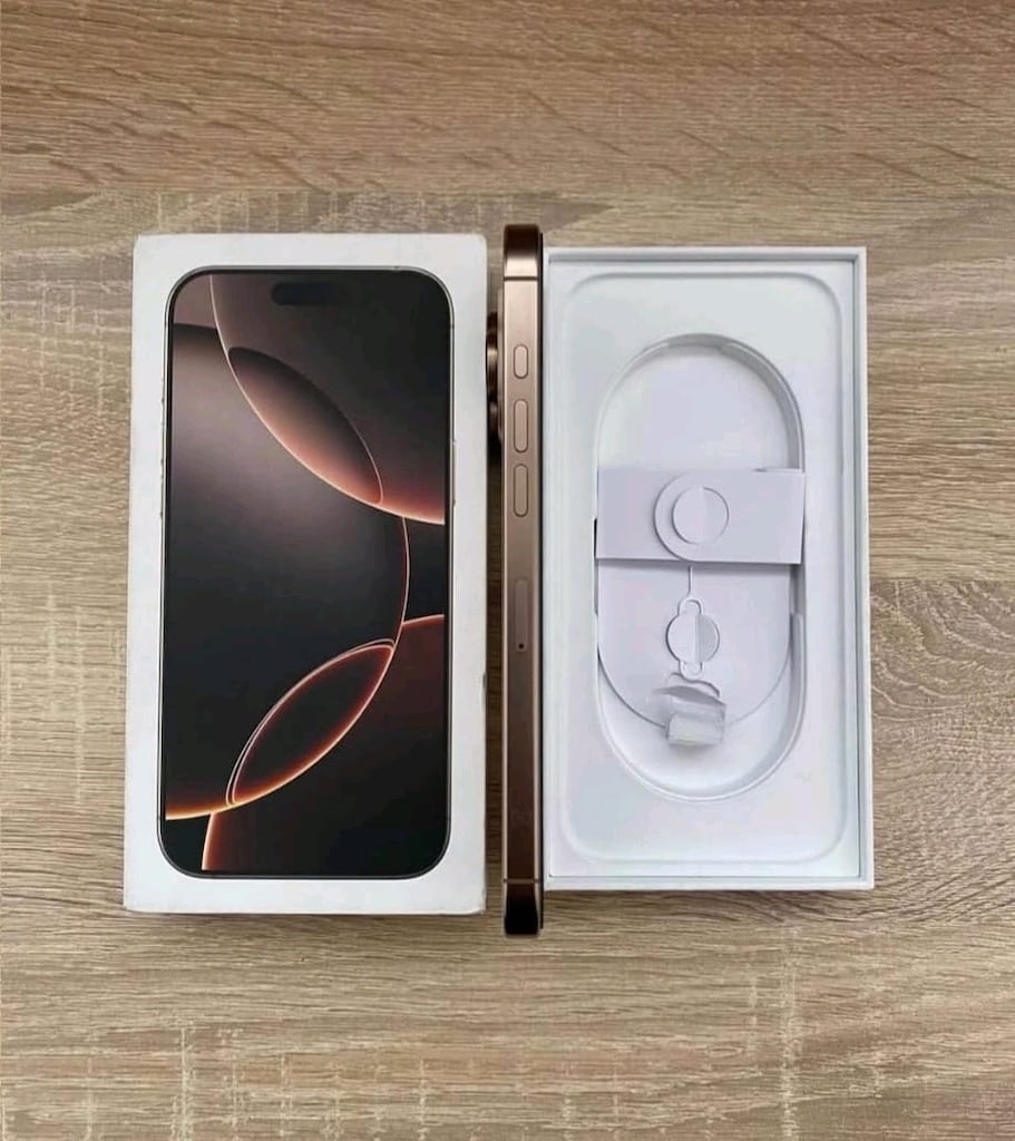 TR İPHONE 16 PRO MAX 256GB ÇÖL TİTANYUM - 4