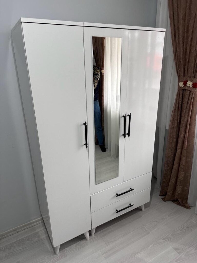 Sıfır ürün üç kapaklı aynalı şık gardrop - 3