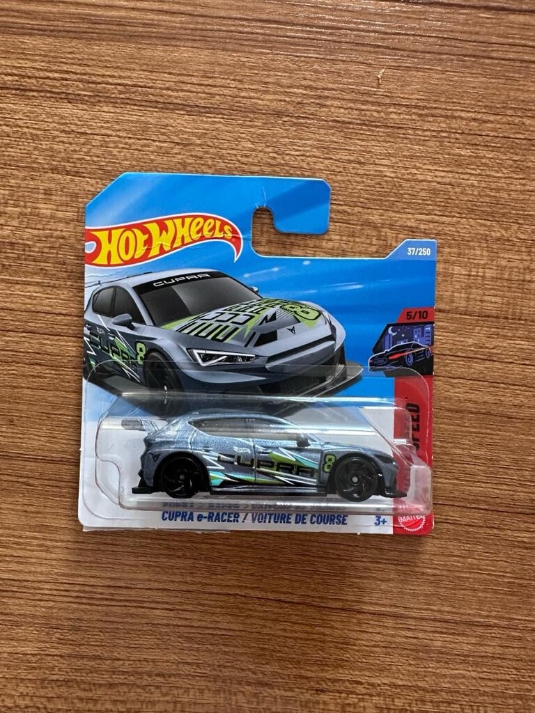hotwheels ( koleksiyonluk araclar ) - 4