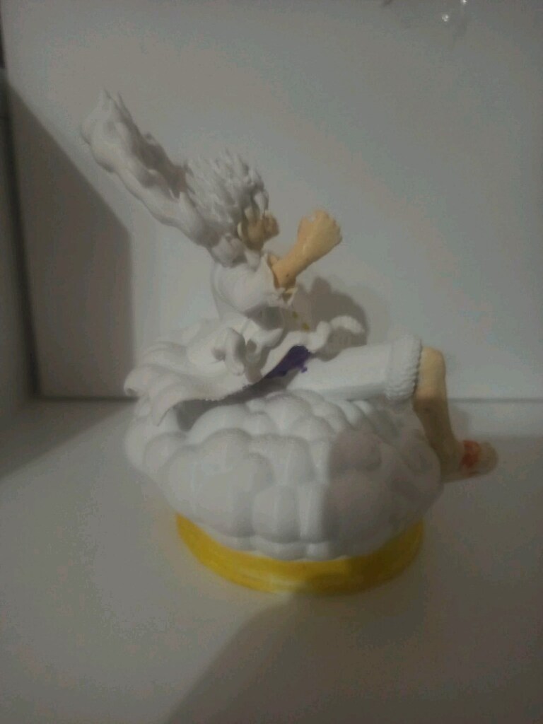 Monkey D Luffy Gear 5 Figür - 4