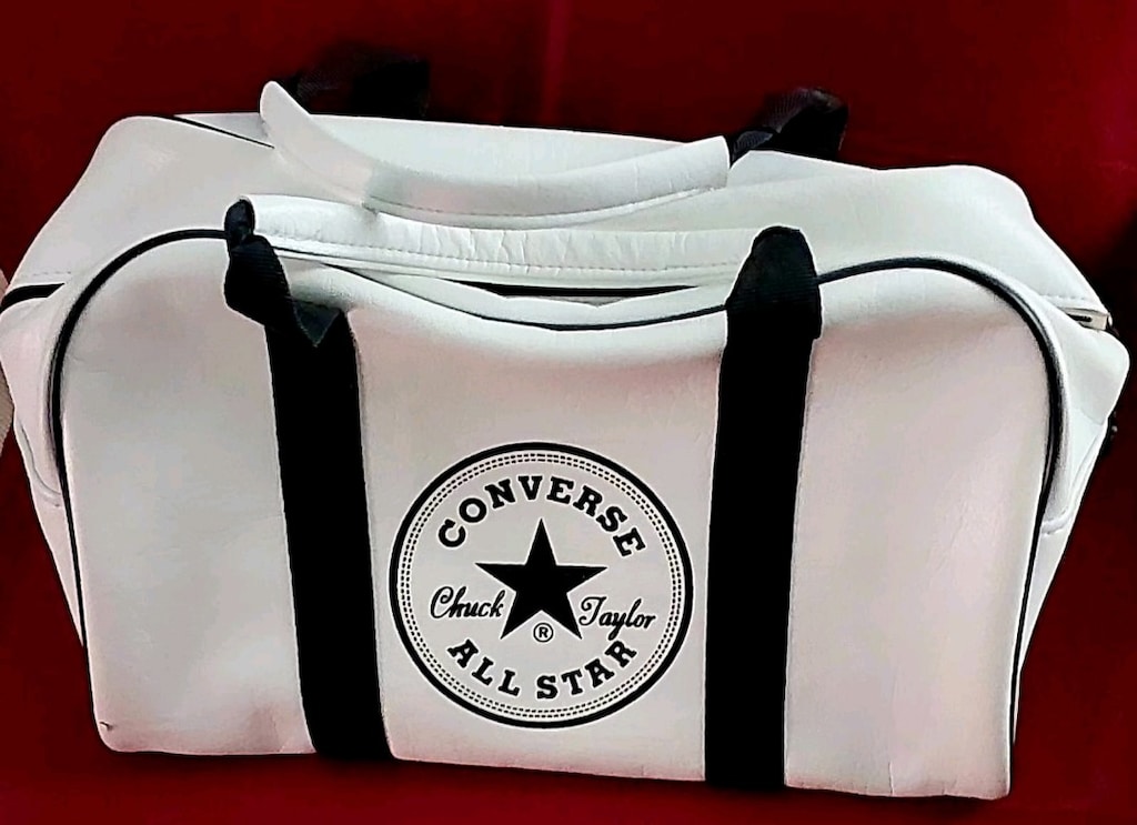 Converse çanta sağlam temiz