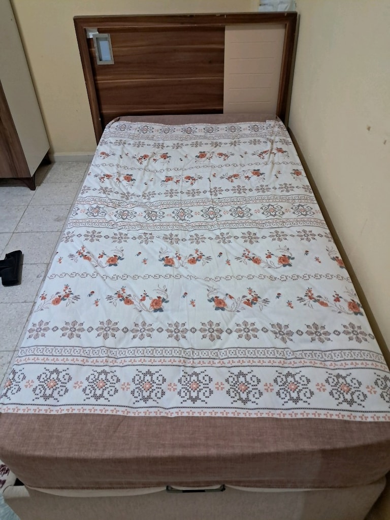 tek kisilik yatakli karyola acil satilik - 3