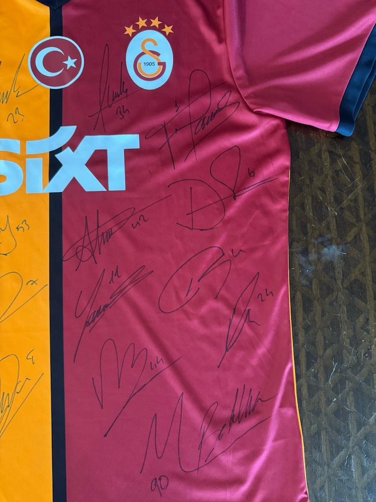 Galatasaray 2024-25 Sezonu Orijinal 19 İmzalı Forma - 3