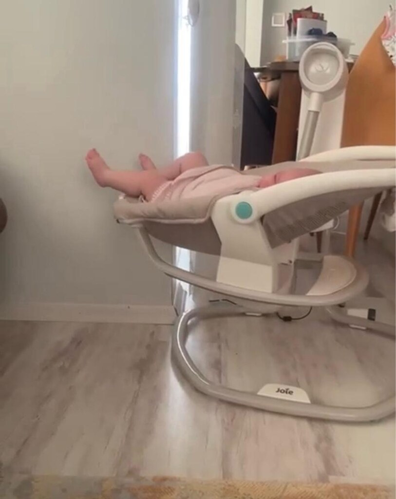 joie 2+1 elektrikli sallanan müzikli bebek salıncağı - 2