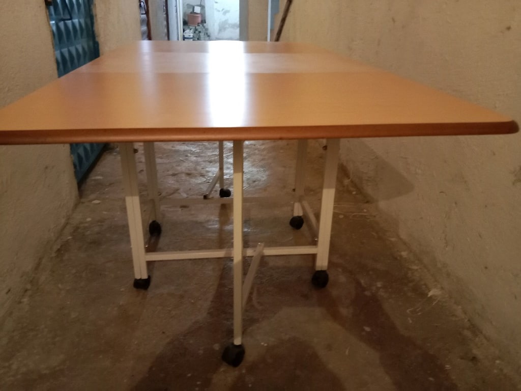 10 kişilik Masa çekmeçeli 2 kanat açılan tekerlekli boy 2.60 cm en 90 - 3