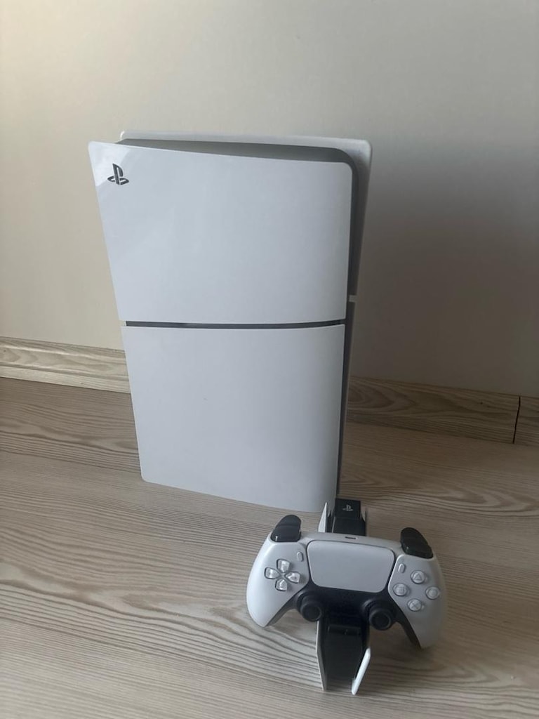 PS5 Slim Cd’li sürüm 1TB Tek Kol ve Şarj Standı - 2