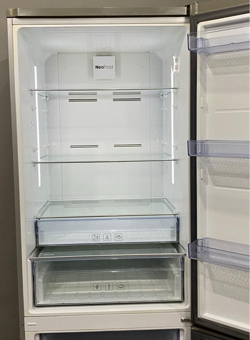 BEKO İNOX NOFOSRT ALTTAN BUZLUKLU BUZDOLABI HEMEN TESLİM - 4