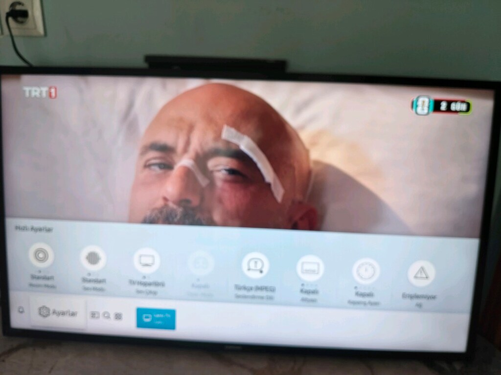 Samsung 102 ekran smart TV 6 ay garantili - 2