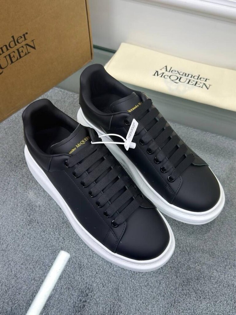 Alexander Mcqueen - 10