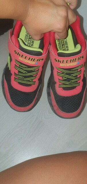 35 numara skechers waterproof