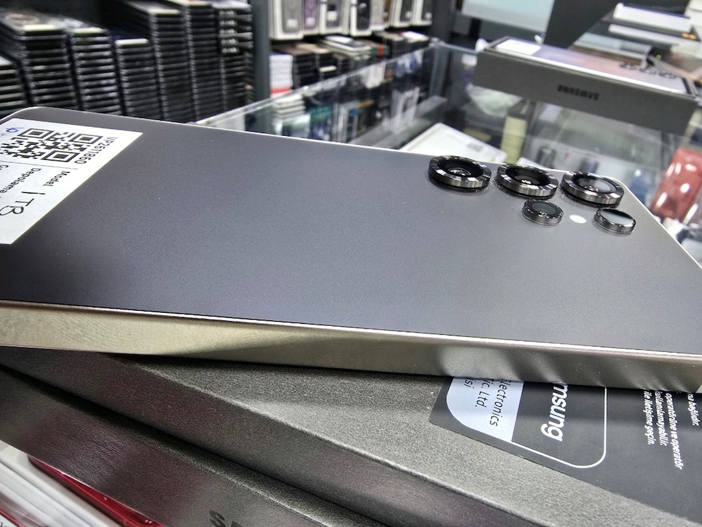 Samsung galaxy s25 Ultra 1 TB 18 10 2007 garantili takısı açık - 3