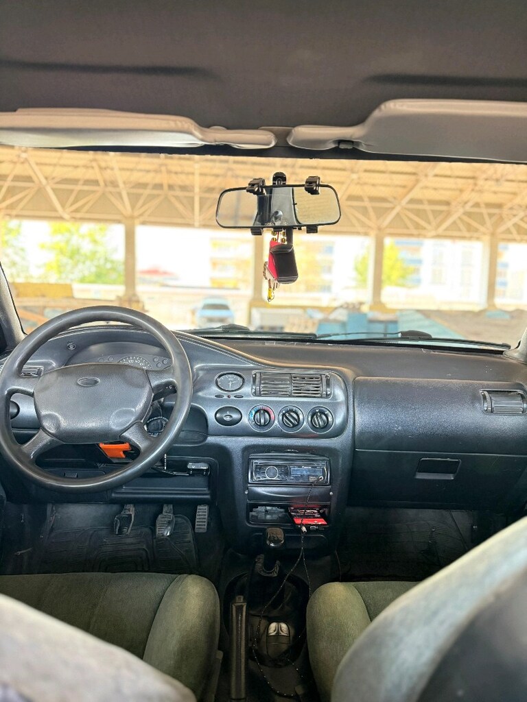 Değişensiz Ford Escort CL - 7