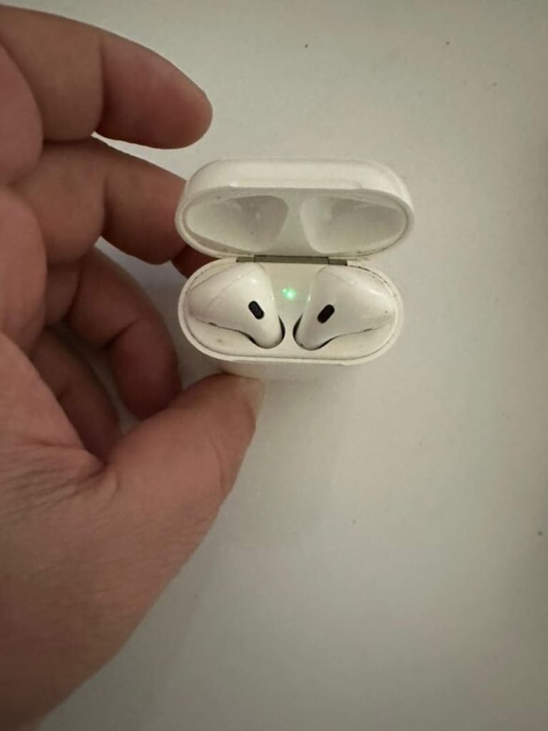 Orjinal airpods 2 nesil - 4