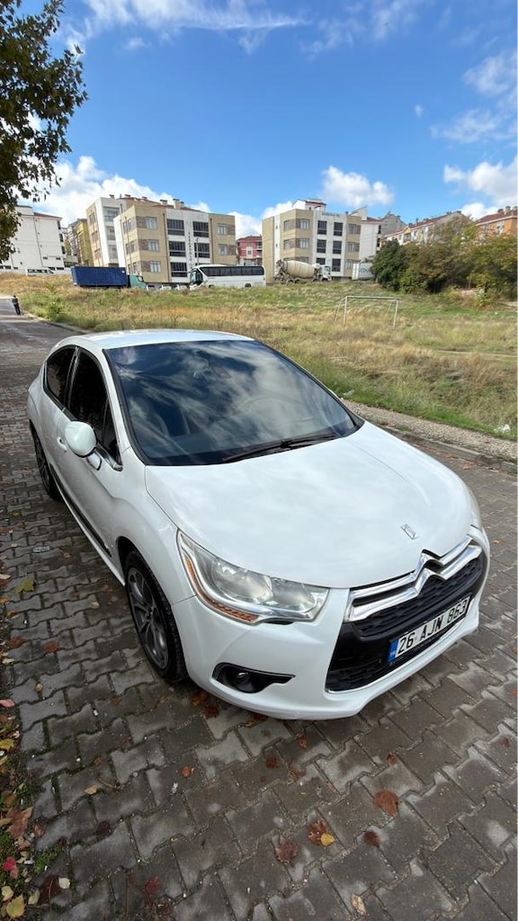 Değişensiz Tertemiz Bakımlı Orijinal Kilometre Ds4 - 2