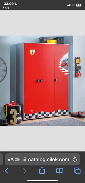 Yeni Gibi! Çilek Race Cup Formula 1 Kapaklı Dolap | Üsküdar Teslim |