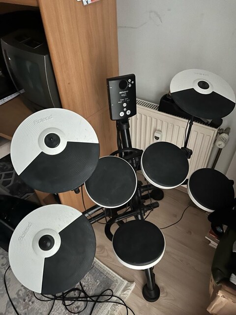 Elektronik bateri