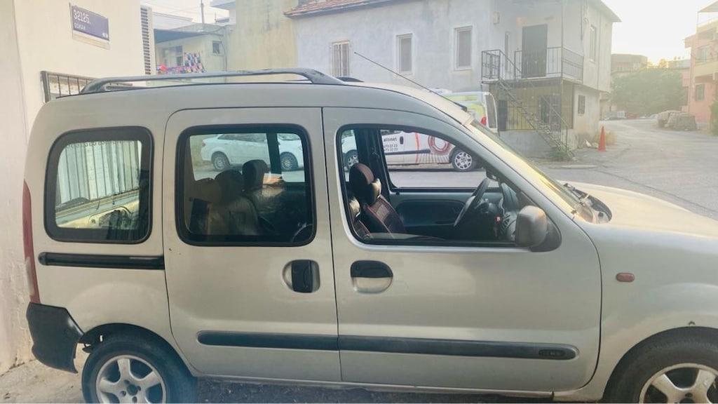 Renault kangoo 2001 1,9 RN motor parasına - 2