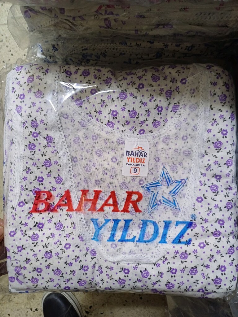 Bayan renkli atlet standart beden her renk mevcut adet 40 TL - 3